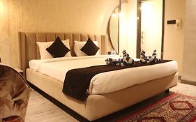 Motel Bilaspur City