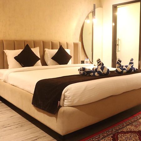 Motel Bilaspur City Exterior photo