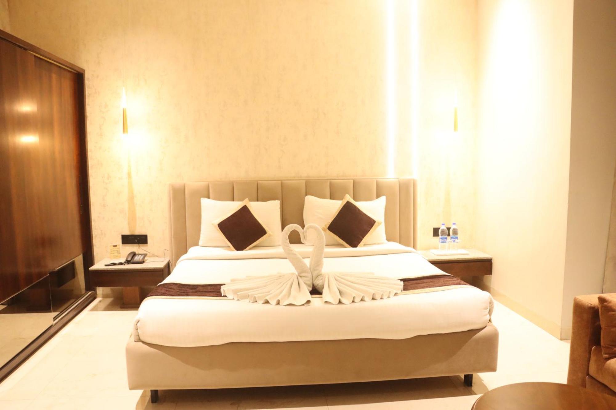 Motel Bilaspur City Exterior photo