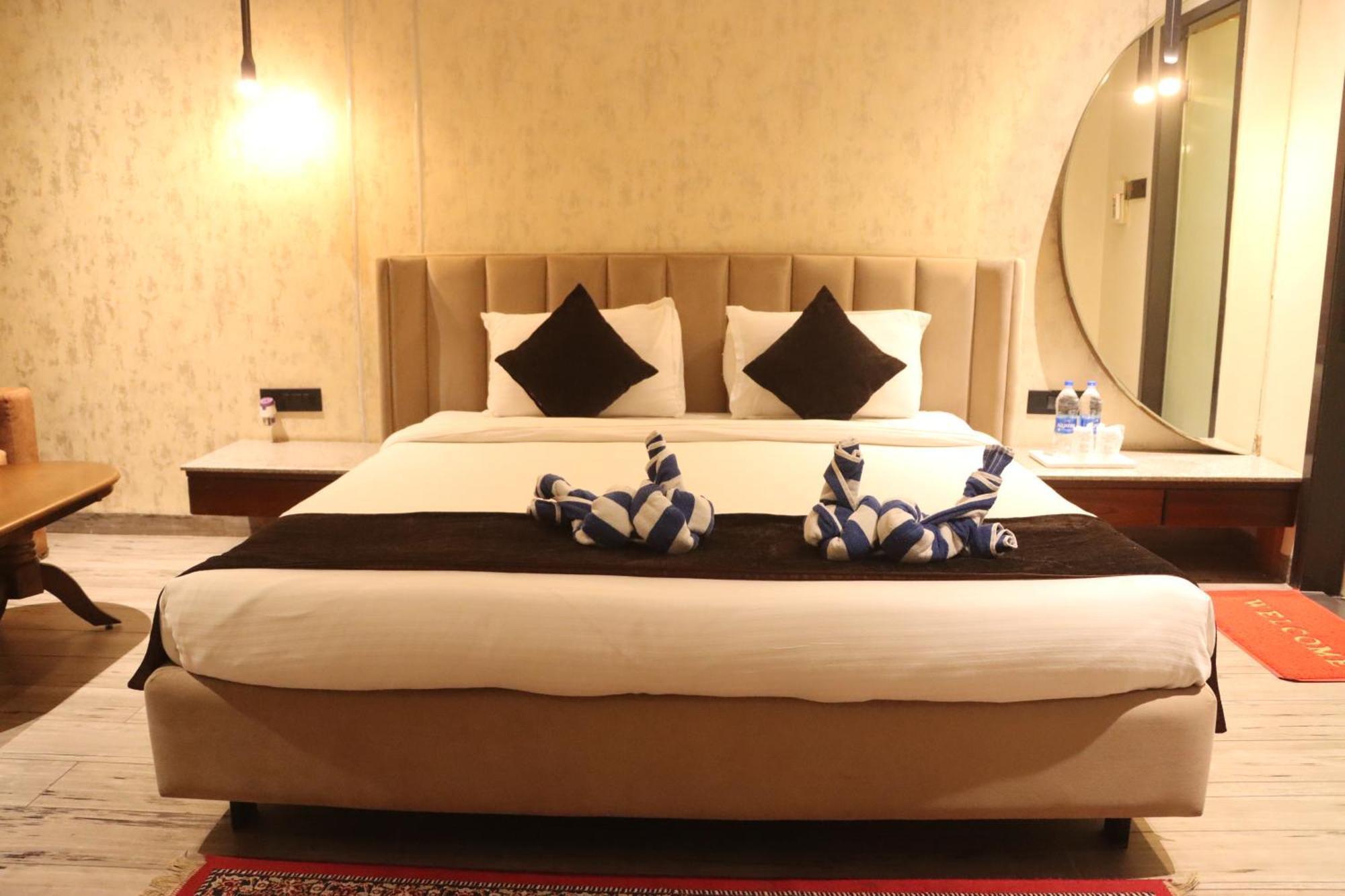 Motel Bilaspur City Exterior photo