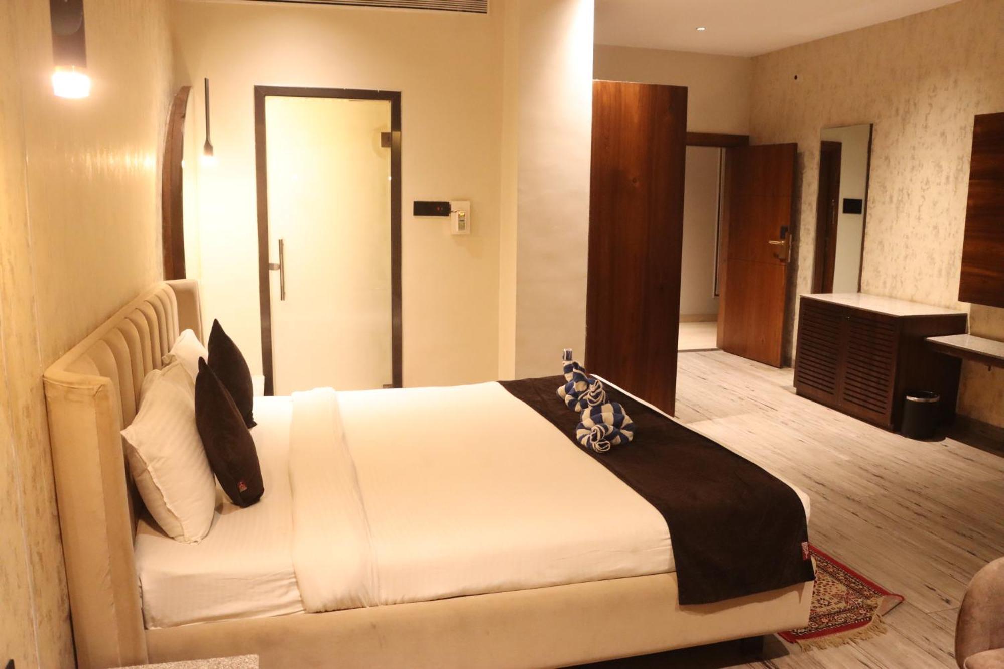 Motel Bilaspur City Exterior photo